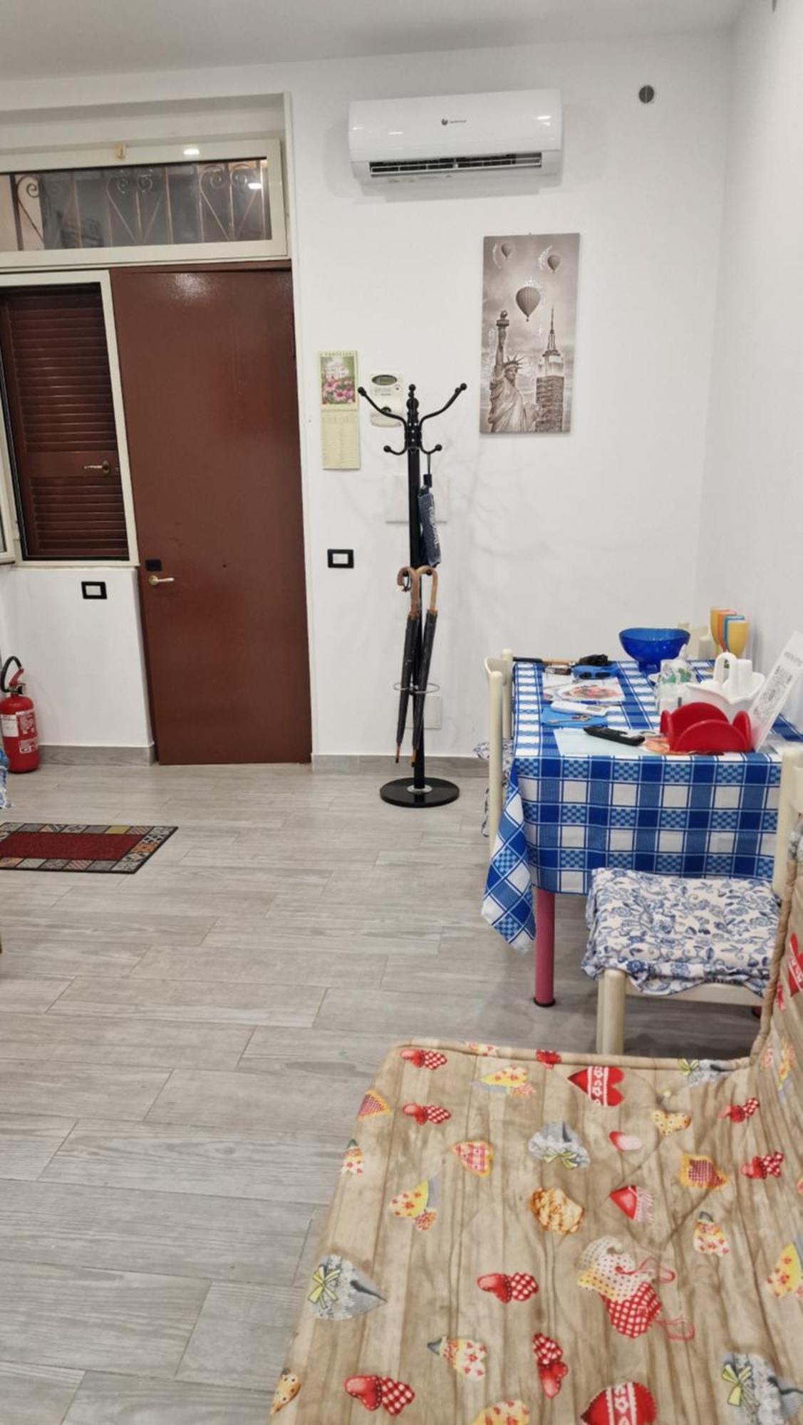 Intero Espo Apartment Neapel