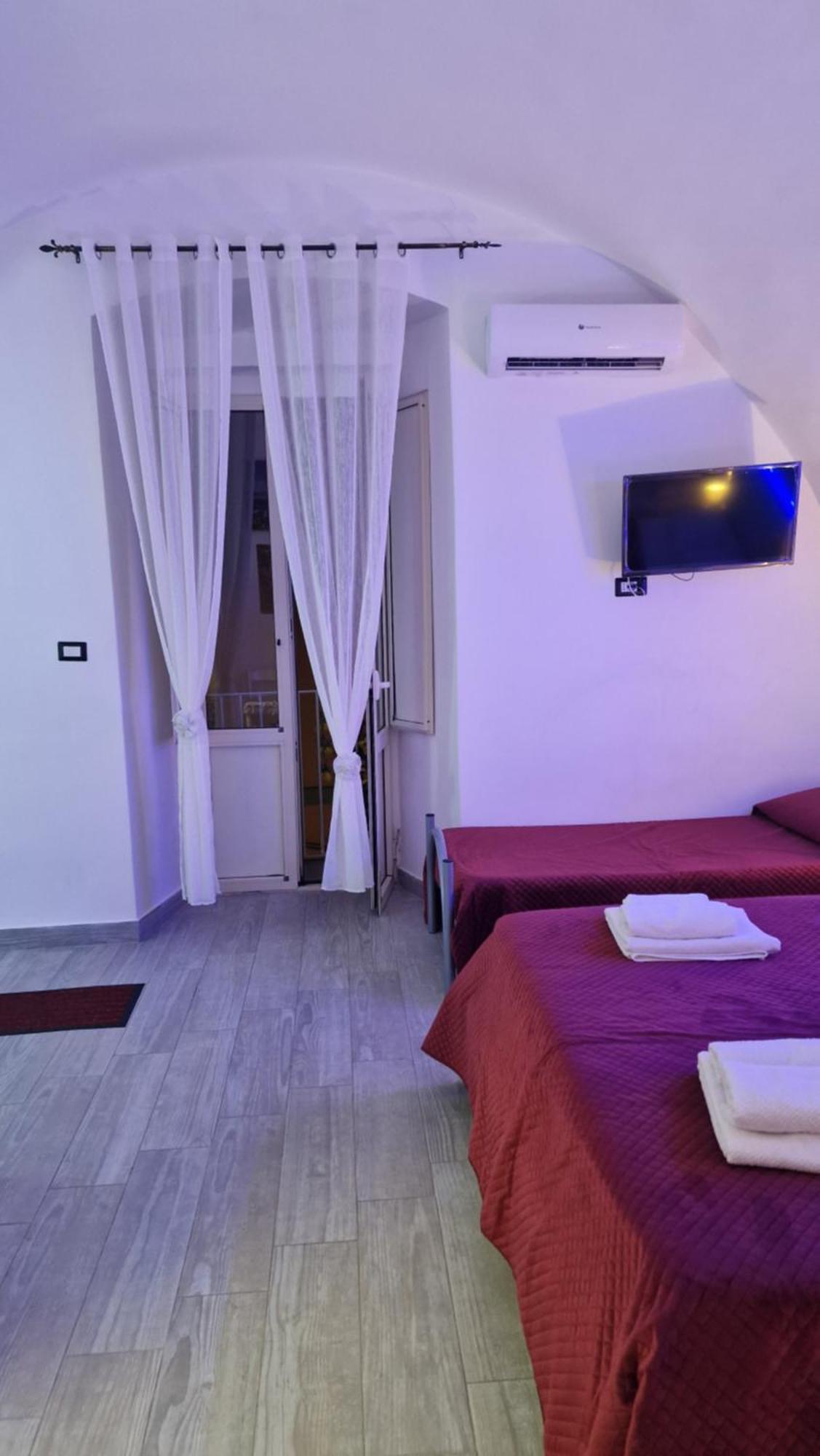 Apartment Intero Espo Neapel